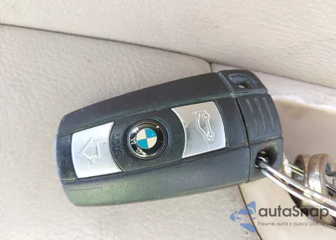 2009 BMW X5 xDrive30I z USA, uszkodzony, nr VIN 5UXFE43519L272111